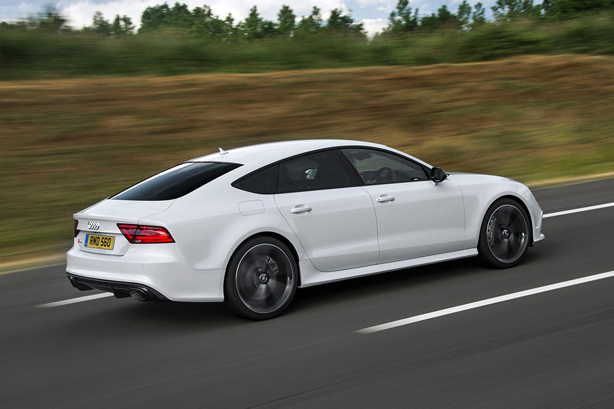 Audi RS7 2013 side tracking