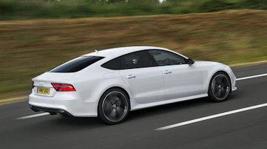 Audi RS7 2013 side tracking
