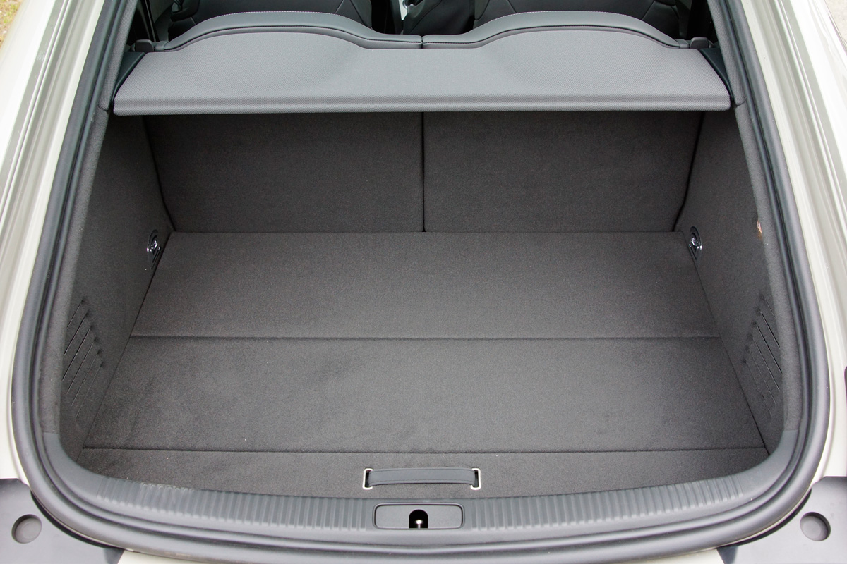 Audi TT 1.8T boot