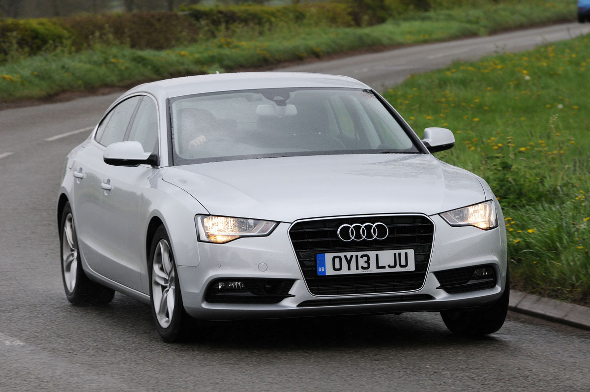Audi A5 Sportback 2.0 TDI SE Technik front action