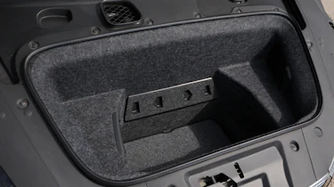 Audi R8 V10 Spyder boot