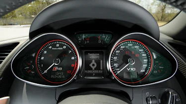 Audi R8 V10 Spyder dials