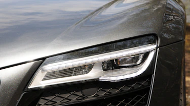 Audi R8 V10 Spyder headlight