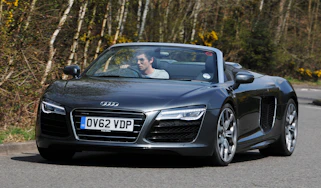 Audi R8 V10 Spyder front cornering