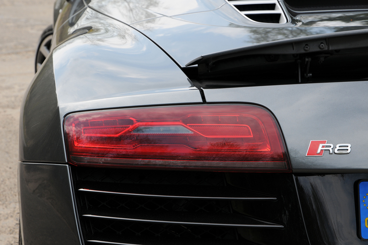 Audi R8 V10 Spyder rear light