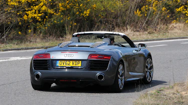 Audi R8 V10 Spyder rear cornering