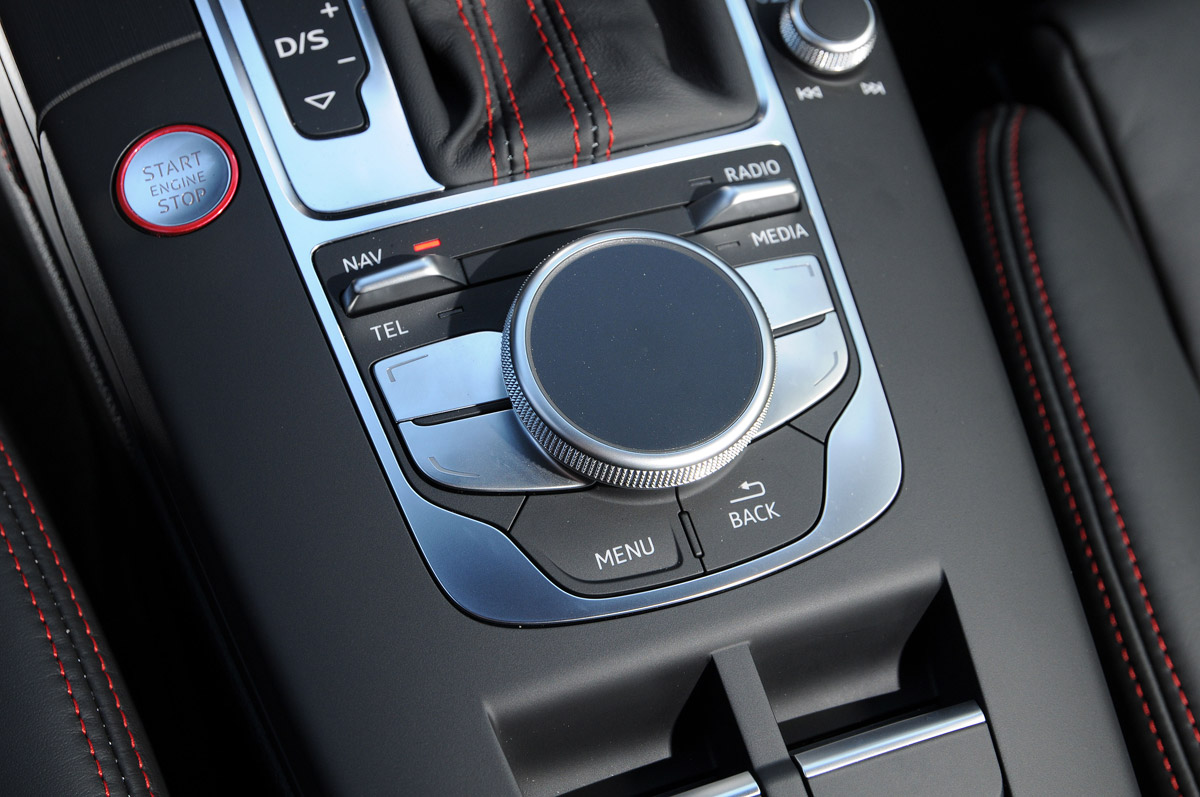 Audi S3 Cabriolet 2014 controls