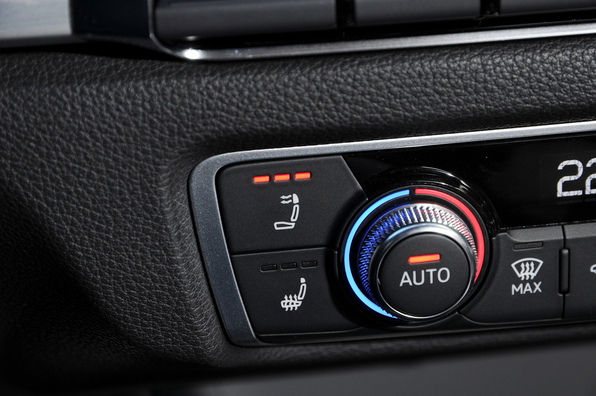 Audi S3 Cabriolet 2014 controls
