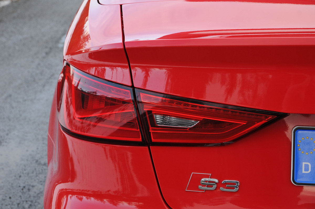 Audi S3 Cabriolet 2014 rear light