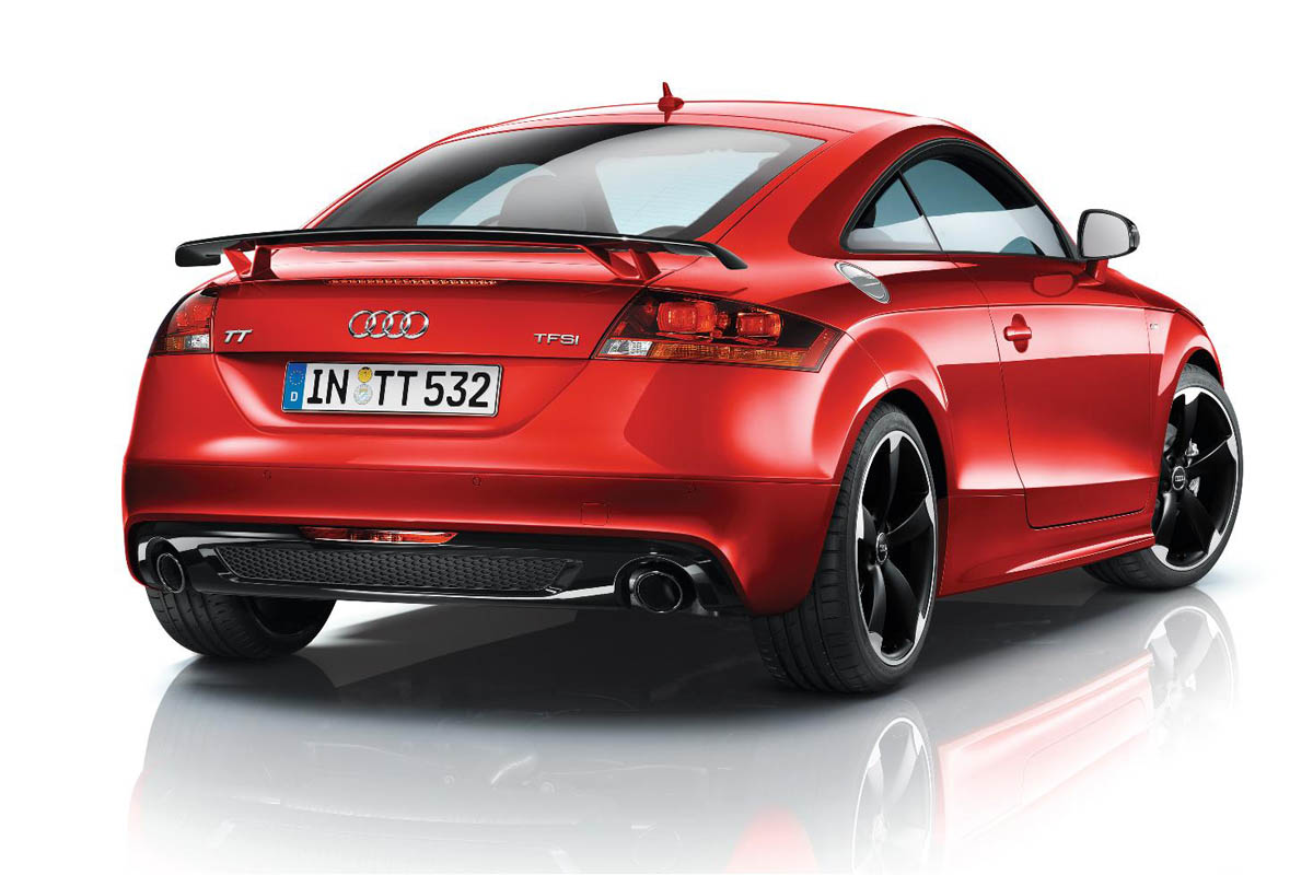 Audi TT Amplified Black Edition rear