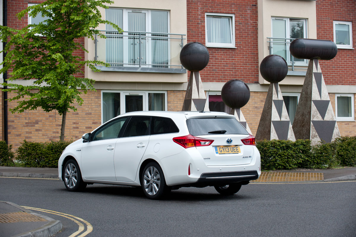 Toyota Auris Touring Sports rear