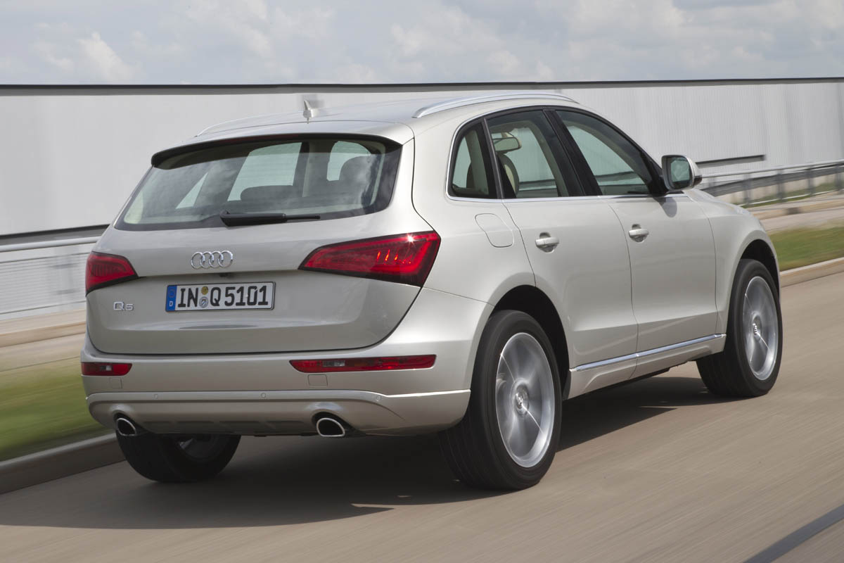 Audi Q5 2.0 TDI rear action