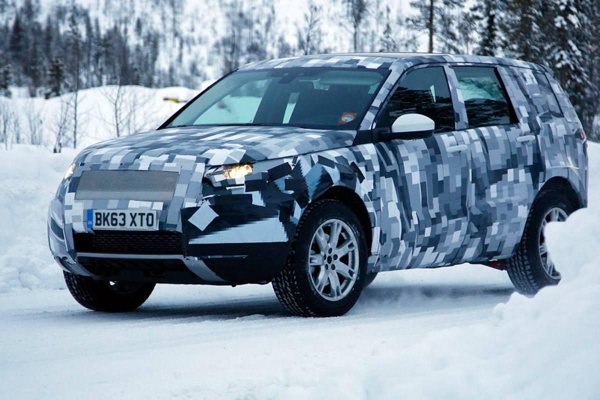 Baby Land Rover Discovery 2014 spy - front