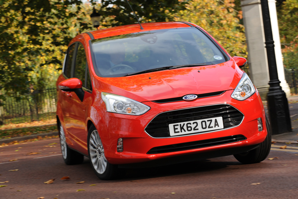 Ford B-MAX 1.0 EcoBoost front cornering