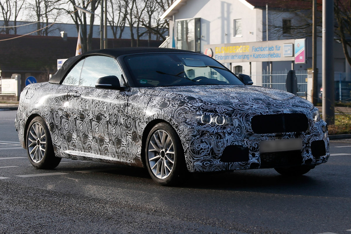 BMW 2 Series Convertible front side