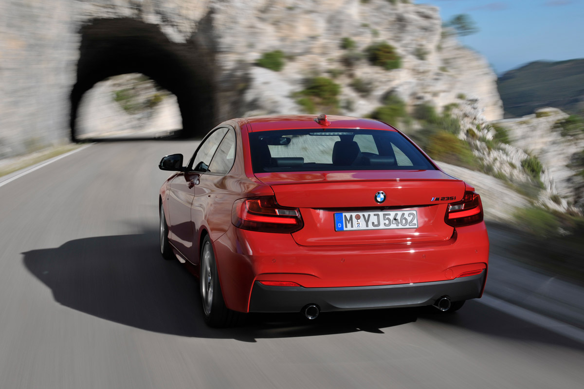 BMW 2 Series coupe 2014 rear
