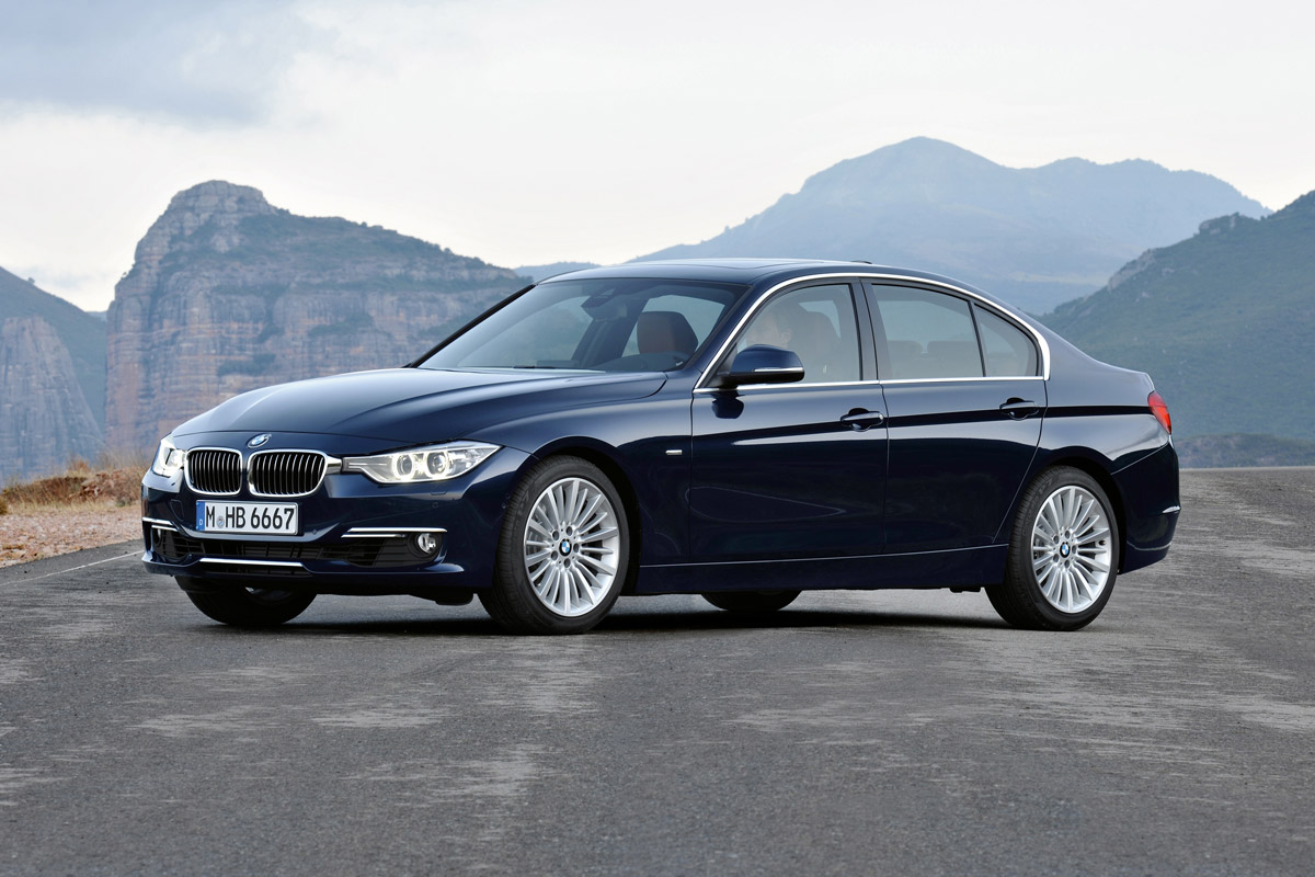 BMW 316i saloon front