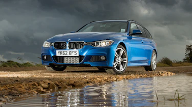 BMW 328i Touring front three-quarters