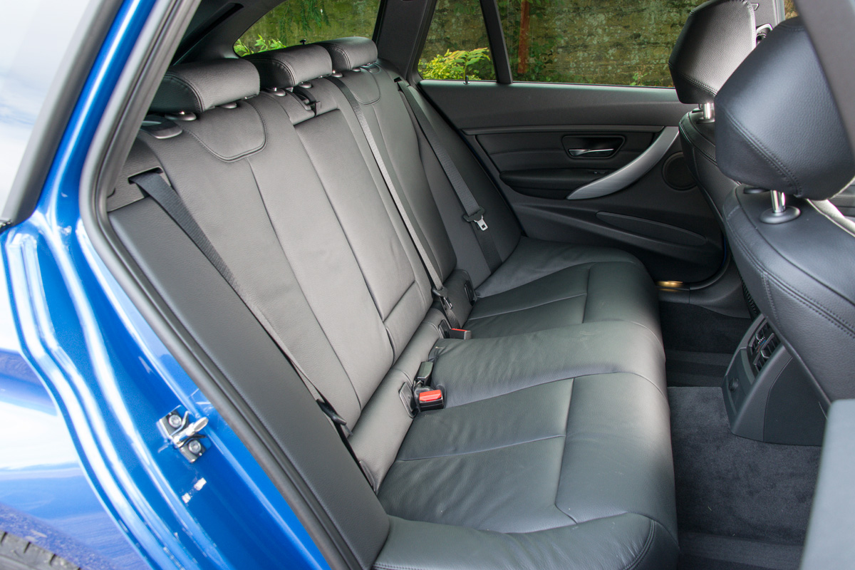 BMW 328i Touring rear seats