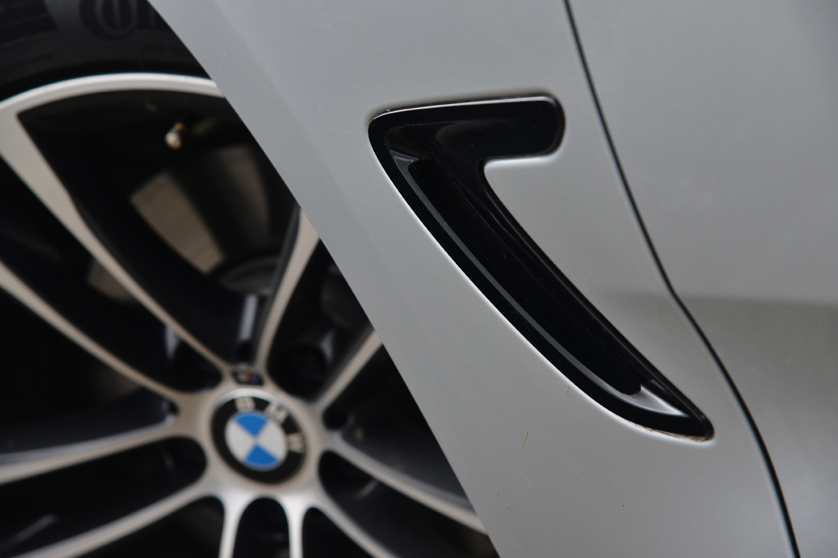 BMW 335i GT air vent
