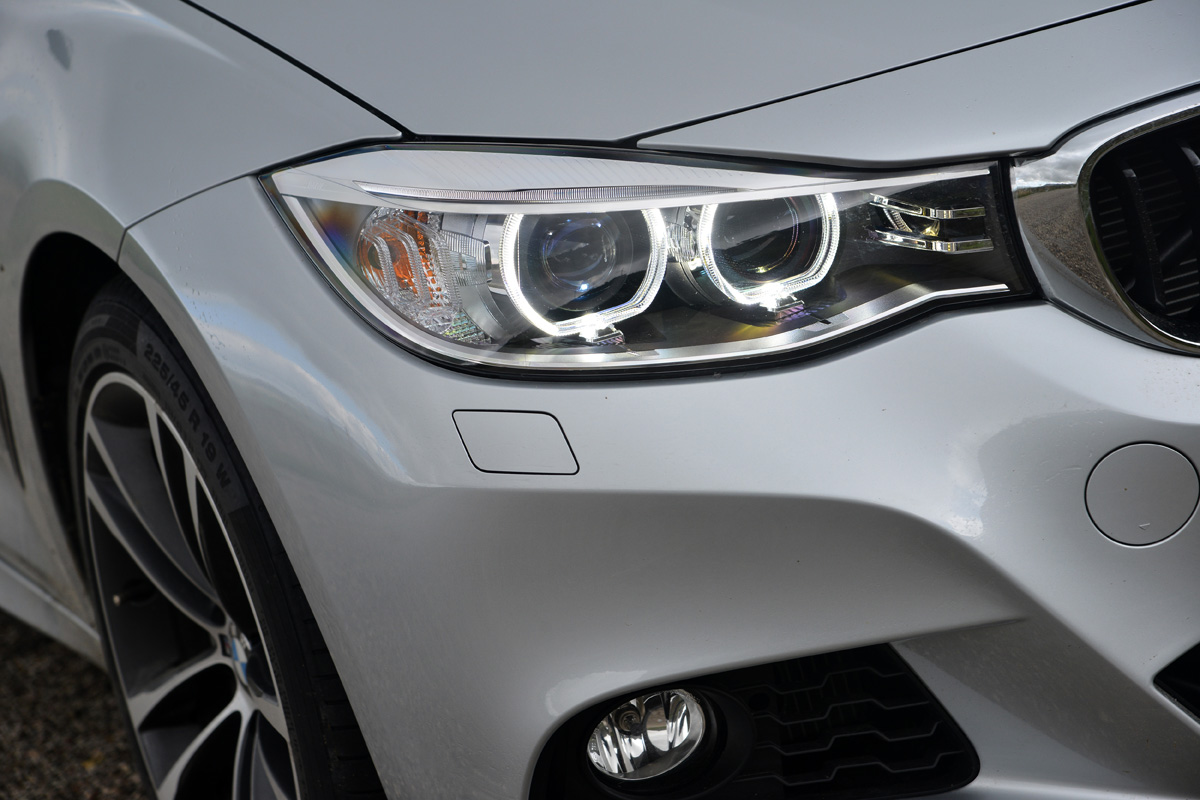 BMW 335i GT headlight
