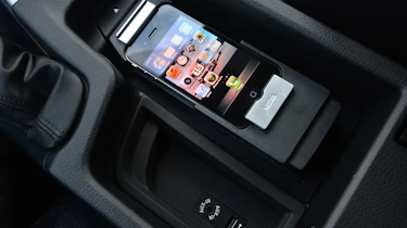 BMW 335i GT connectivity