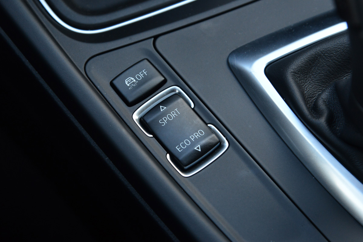 BMW 335i GT sport button