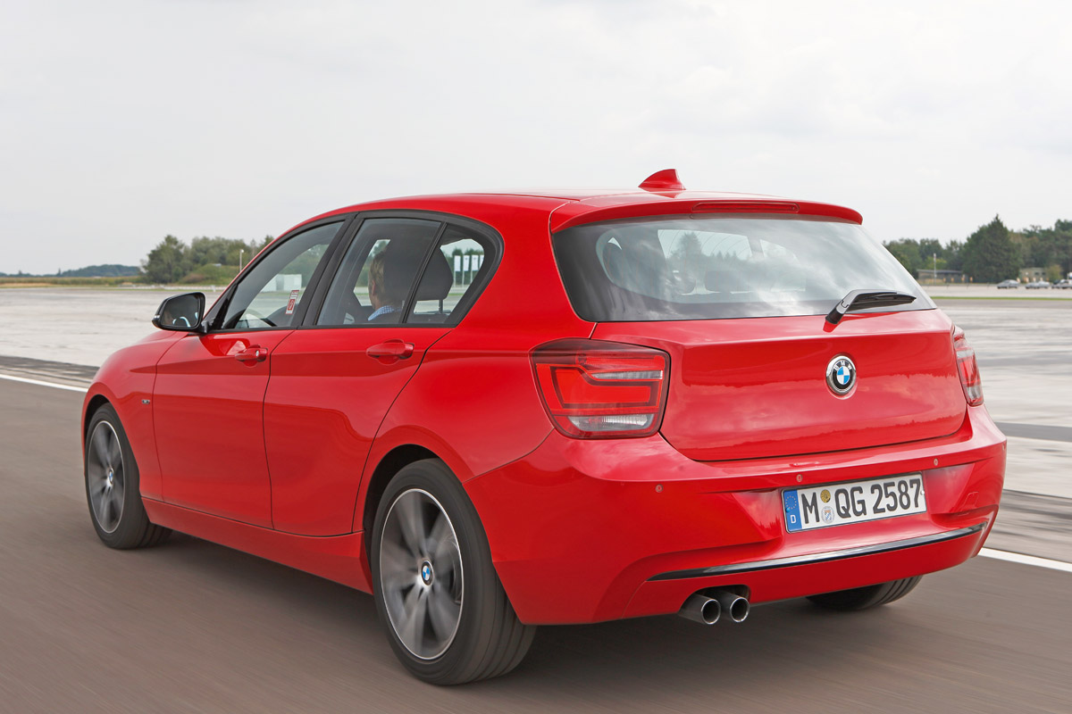 BMW 3-cylinder Prototype rear tracking