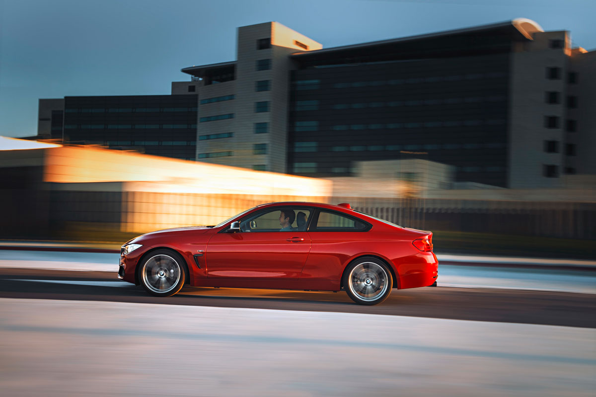 BMW 4 Series panning