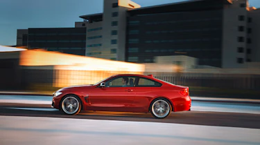 BMW 4 Series panning