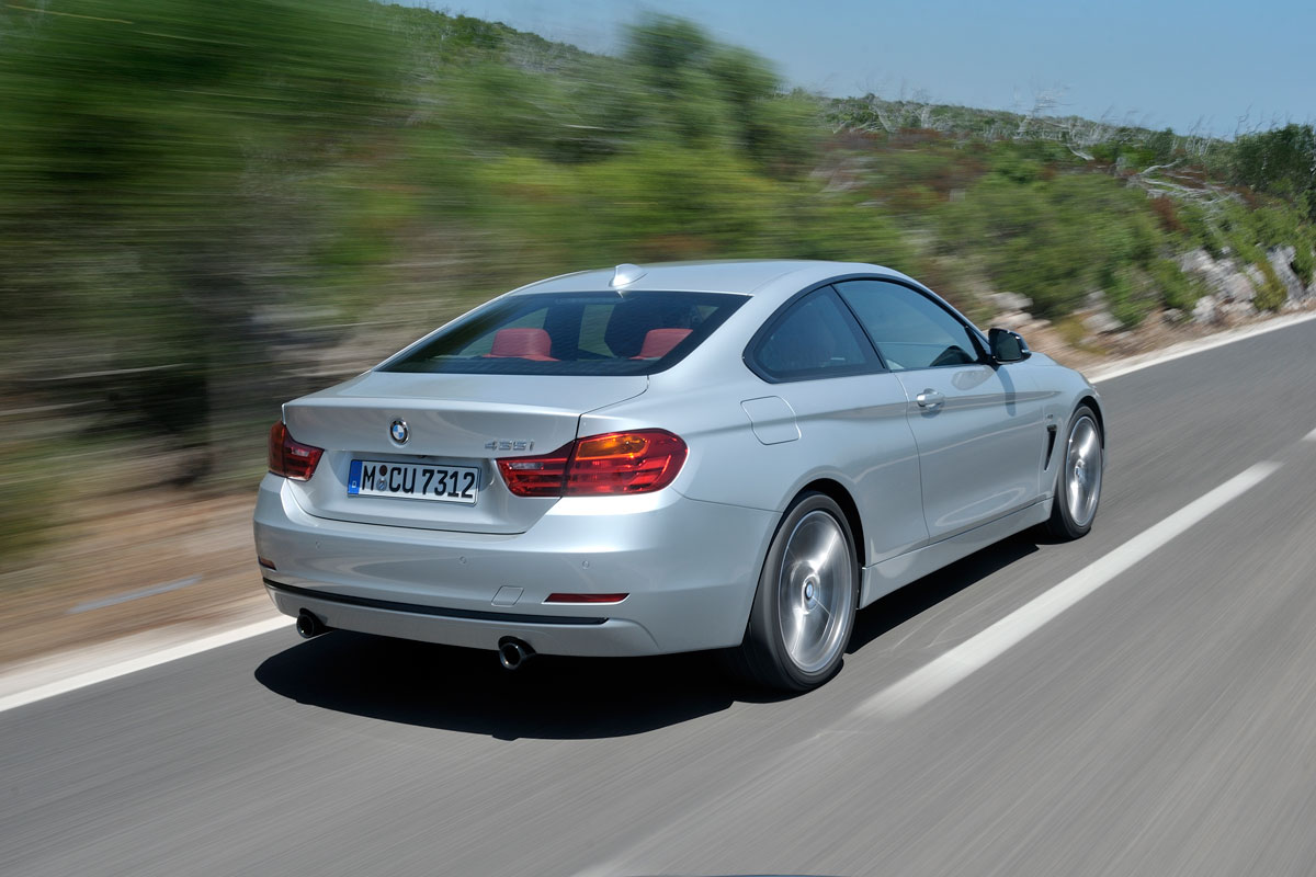 BMW 4 Series rear panning shot