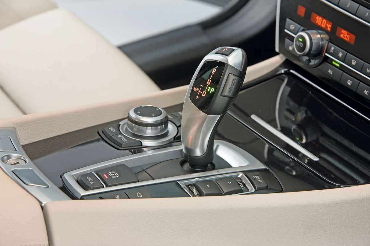 BMW 5 GT gearshift
