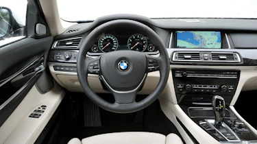 BMW 750i dash