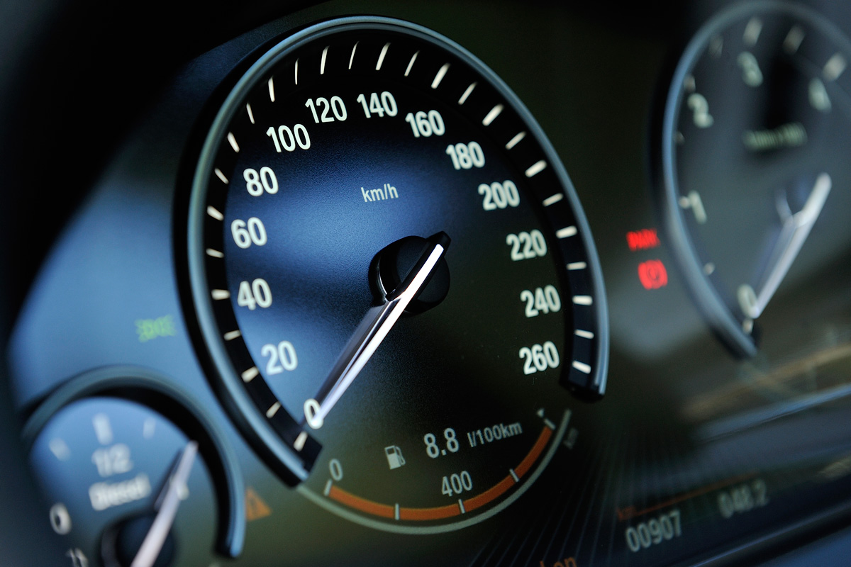 BMW 730d dials