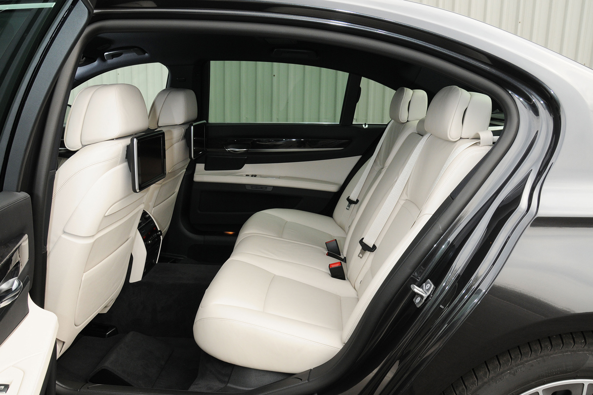 BMW ActiveHybrid 7 rear seats
