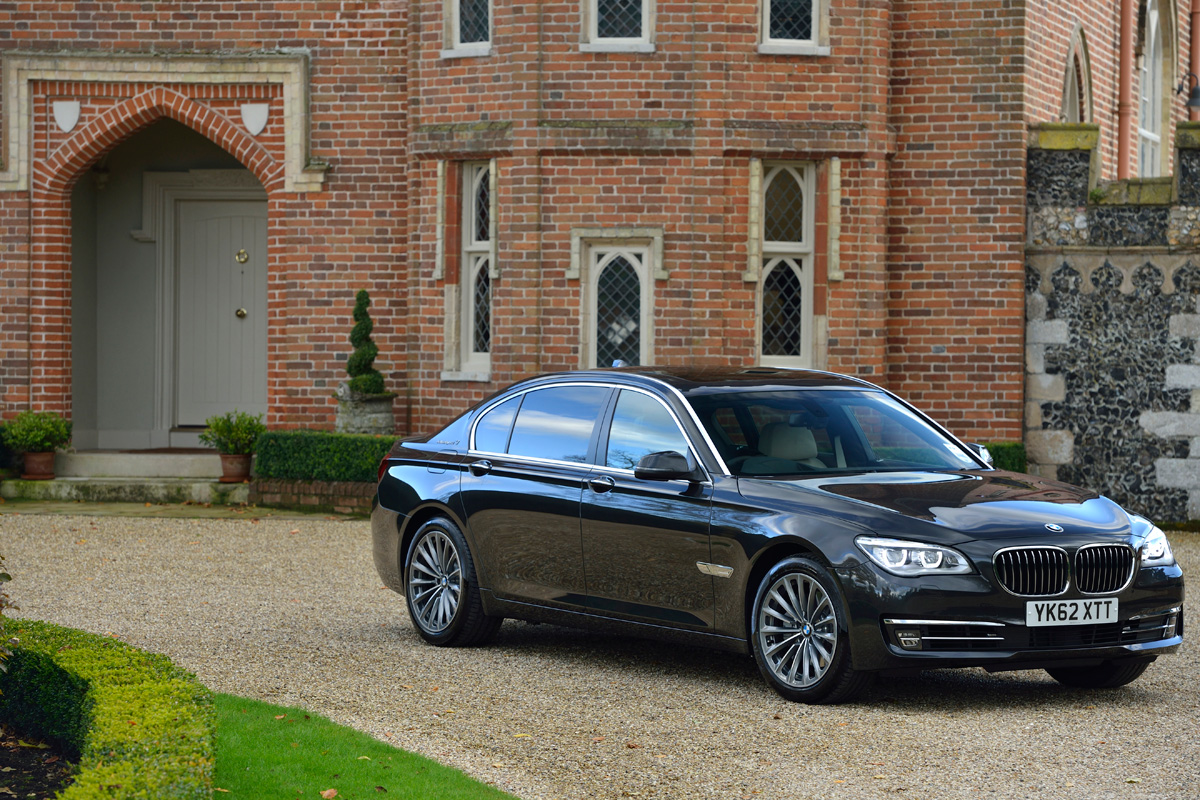 BMW ActiveHybrid 7 front static