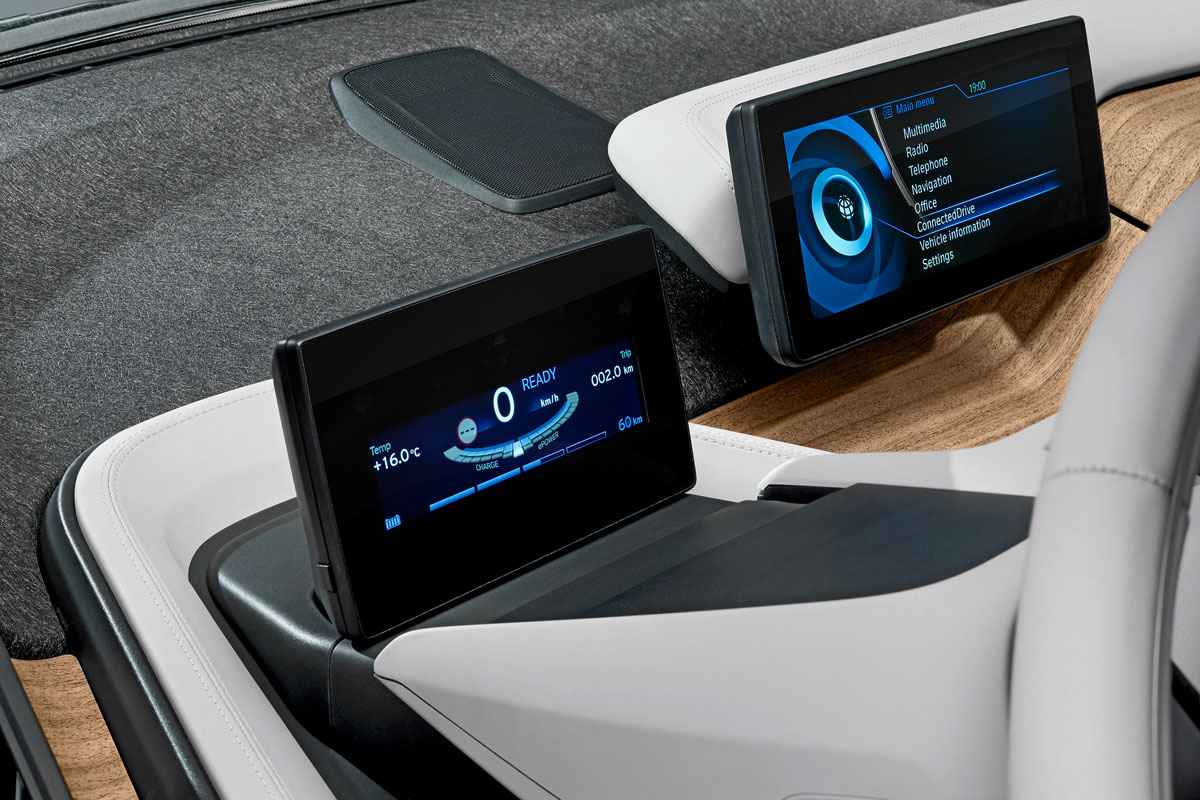 BMW i3 dashboard detail