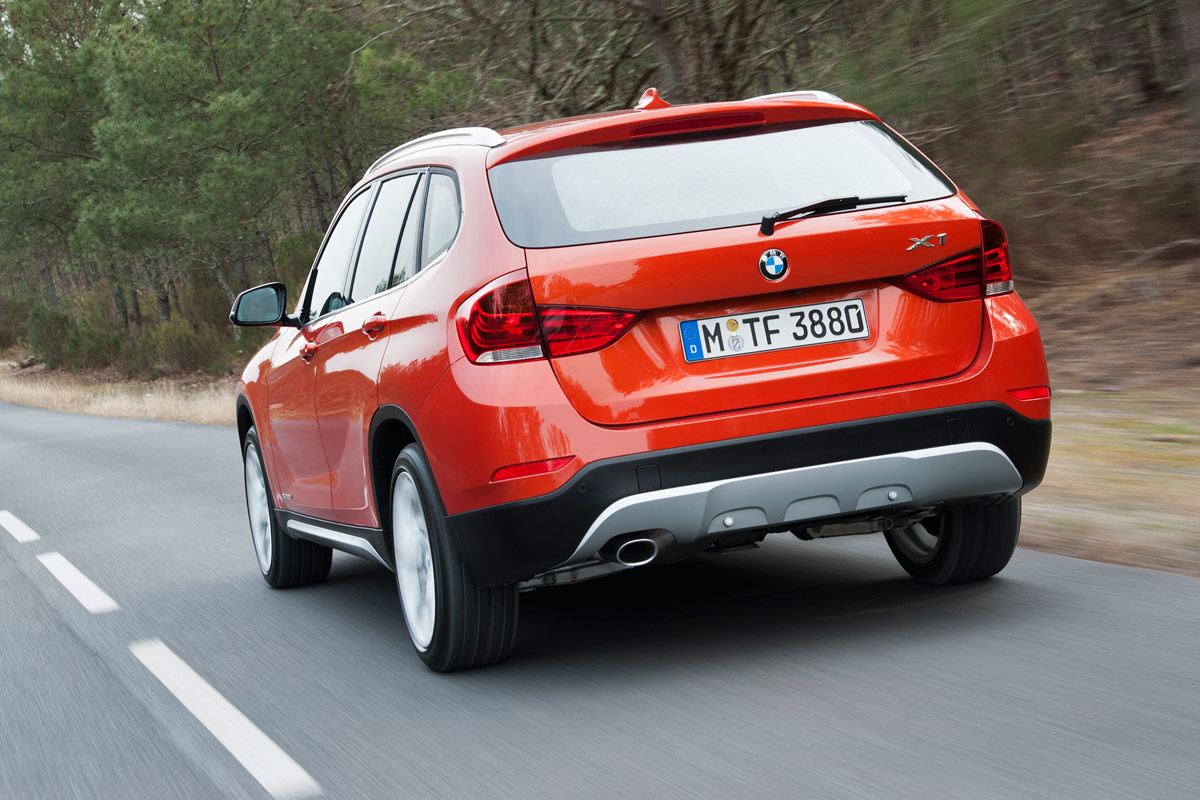 BMW X1 rear action