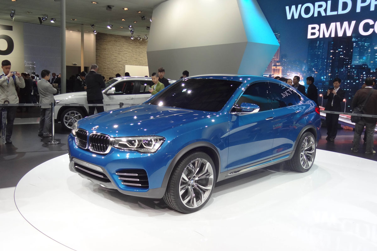 BMW X4 front