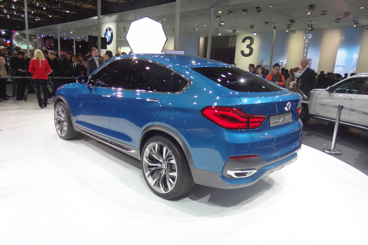 BMW X4 rear