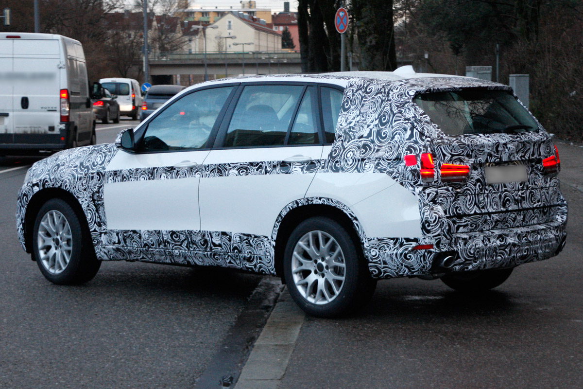 New BMW X5 rear side