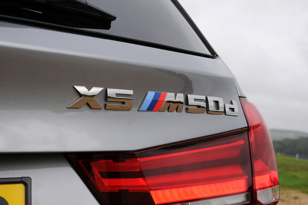 BMW X5 M50d 4x4 2013 badge