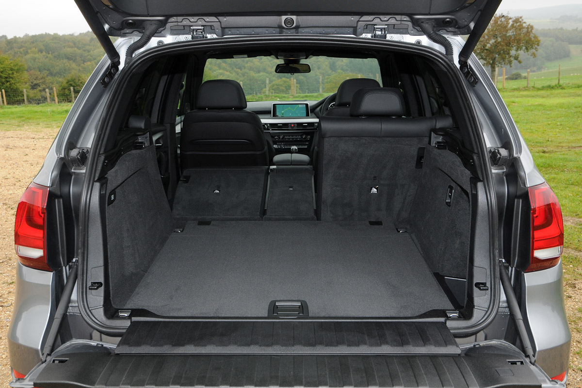 BMW X5 M50d 4x4 2013 boot