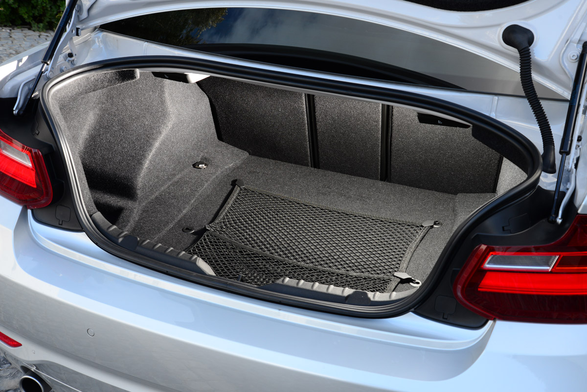 BMW 220d 2014 boot