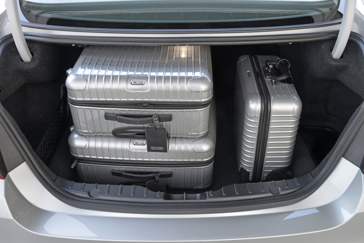 BMW 530d boot