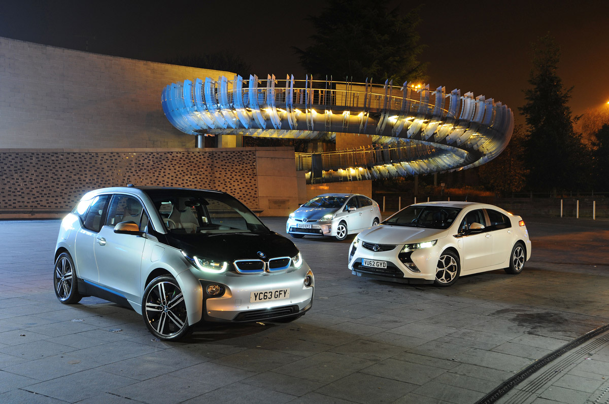 BMW i3 vs rivals header