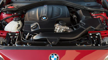 BMW M235i 2014 engine