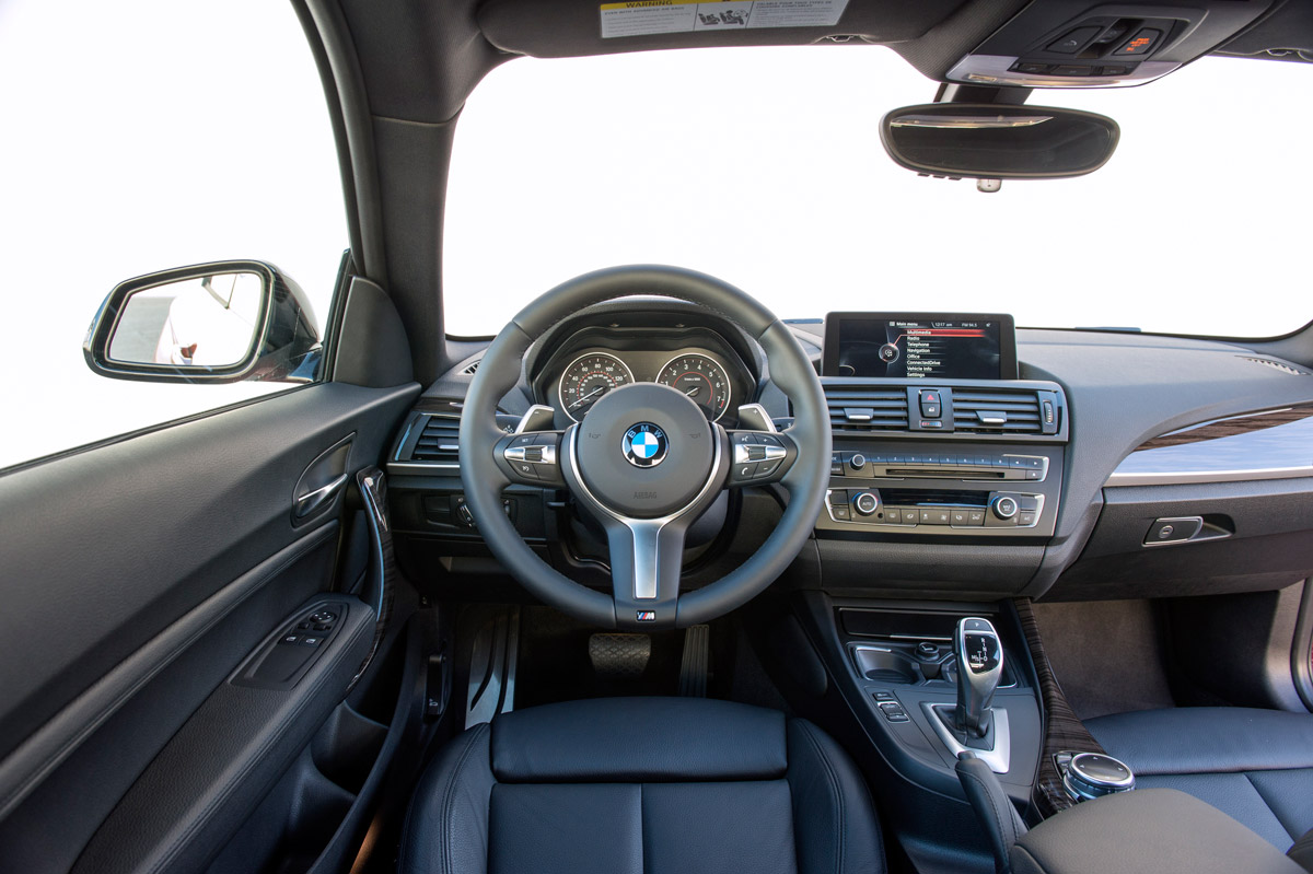 BMW M235i 2014 interior