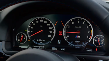 BMW M5 Competition Pack dials