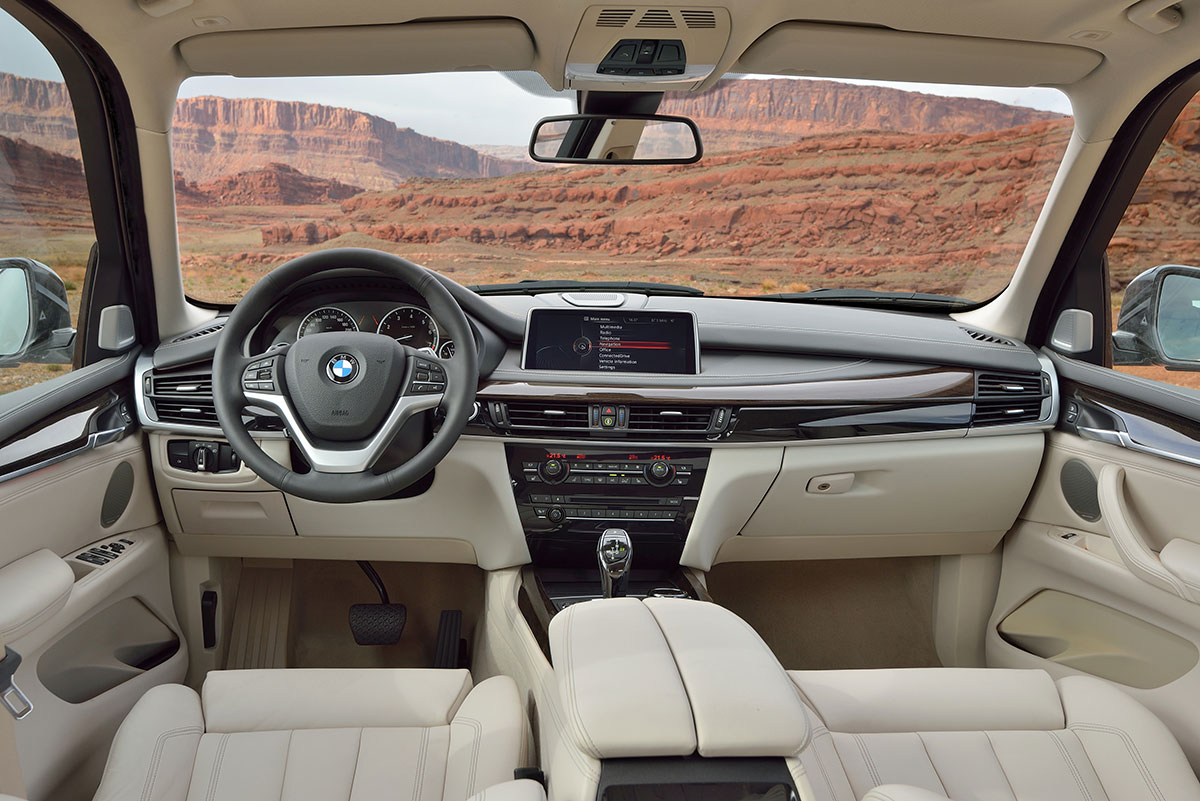 BMW X5 50i cabin